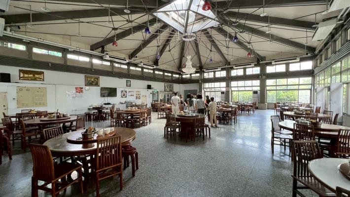 餐飲組提供全院師生用餐