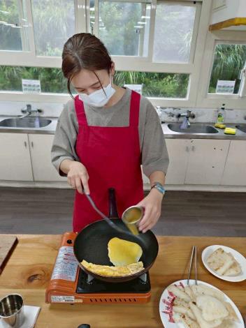 同仁用心在煎蛋