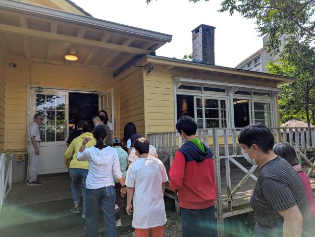 到達大衛小小羊餐廳