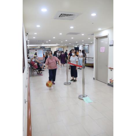 4-接力運球.3.JPG