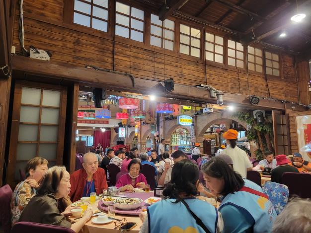 16-新竹風城之月懷舊餐廳享用中餐