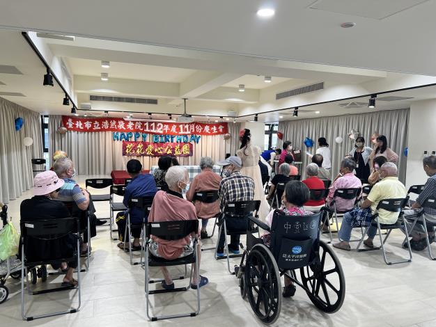 1-11月慶生活動準備開始嘍.JPG