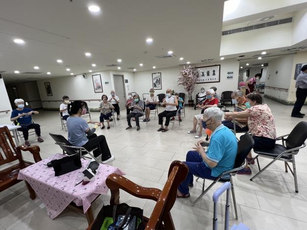01.3-健康運動社-手指操.JPG