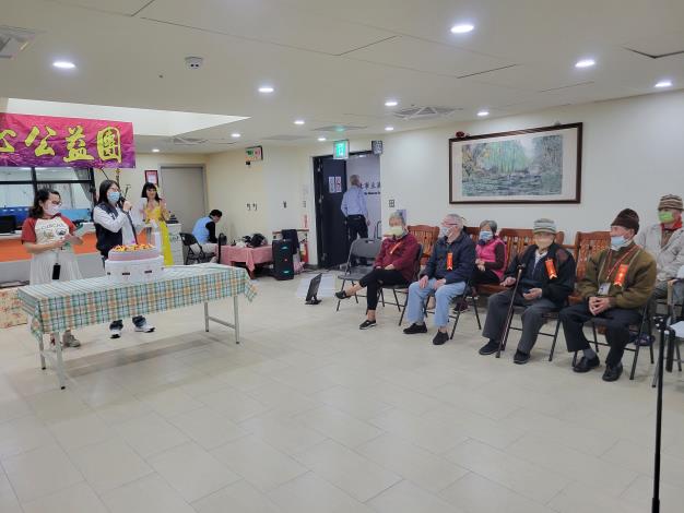 2.1-1140220院長致詞並向安養區2月壽星長者祝賀