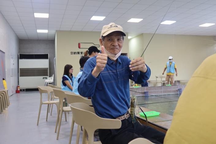 0-9讚讚讚!釣到蝦了.JPG