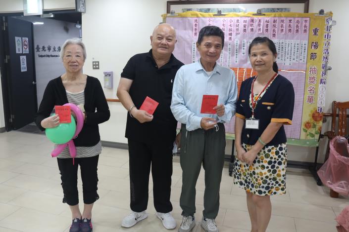 社工組-12.恭喜獲得7-11商品卡.JPG