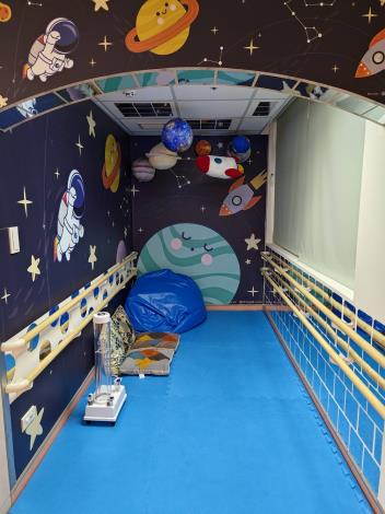 秉持人性化與家庭化的關懷理念，童羽之家佈置處處有巧思，提供孩子溫馨、安全的空間。(圖臺北市立聯合醫院婦幼院區提供)