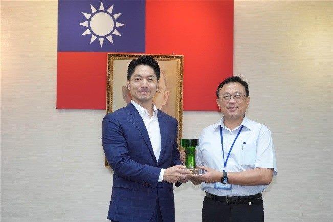 市政會議獻獎