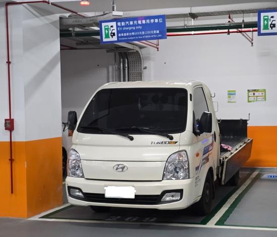 油車占用.JPG