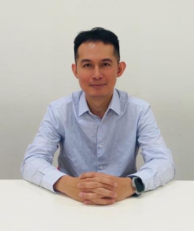 詹育齊