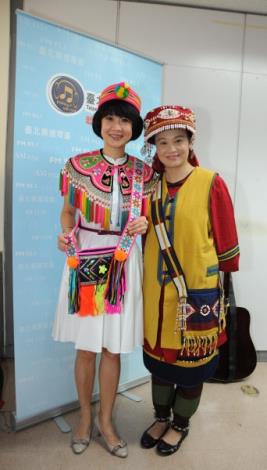 觀光傳播局長趙心屏為原味最正點節目開播站台打氣