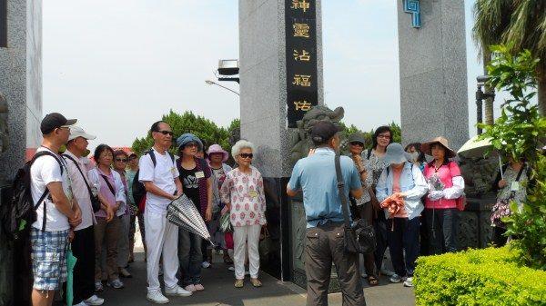 1020608參加學員抵達義民廟合影