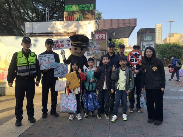 開學路上有「警」靠　警力到位，安心開啟新學期