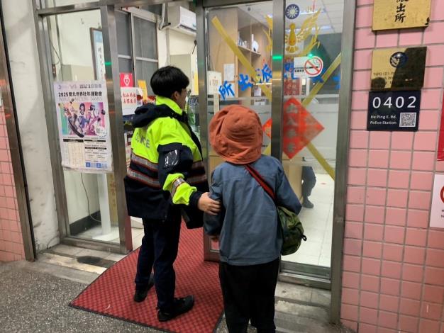 和平東路派出所警員