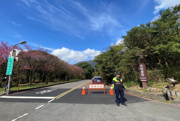 2026陽明山明天開跑幕，期間適逢春節及228連假，預估將湧現賞花人、車潮，北投警規劃交通管制疏導勤務及交通管制措施，請用路人留意