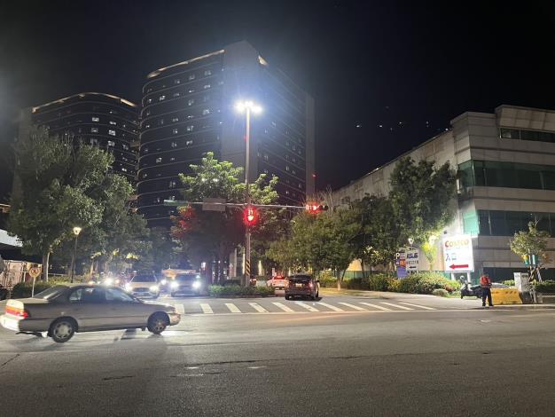 北投警2月7日起於好市多北投店周邊進行交通疏導及管制措施，請用路人配合現場交通指揮人員或改道行駛