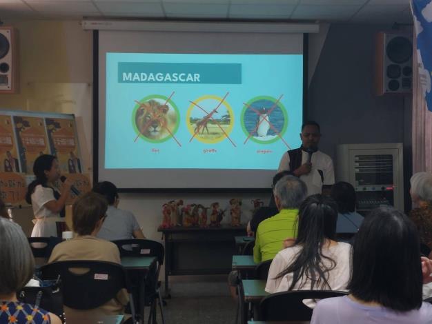 Salon du lịch văn hóa cuối tuần – Những hình ảnh nổi bật trong hoạt động chia sẻ văn hóa Madagascar