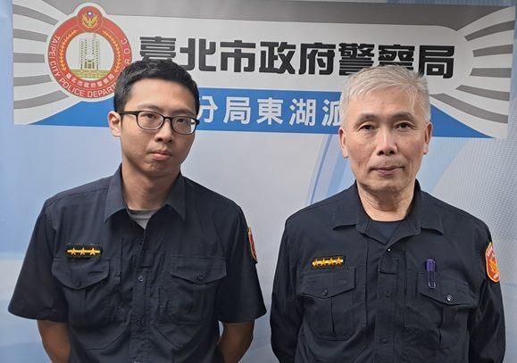 圖說：內湖分局東湖派出所查獲車手員警巡佐曾建豐(右)、警員唐志成(左)