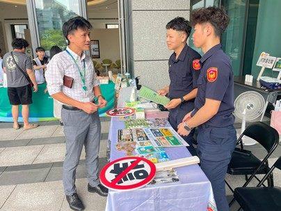 圖說3：內湖警會講宣導團宣導情形