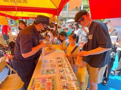 圖說6：內湖警分局宣導交通安全獲家長共同參與及認同
