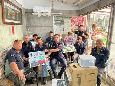 圖說6：內湖警分局與海棠園藝員工合影留念