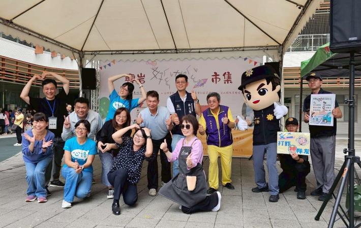 文山第二分局參與「興岩好好市集」活動，透過公私協力強化宣導量能。