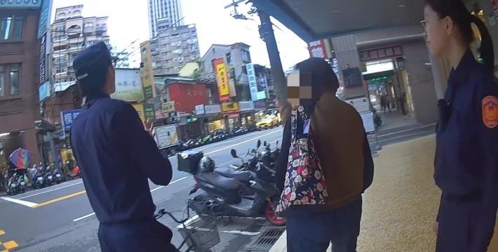 景美所員警積極指導婦人面對不明投資應提高警覺