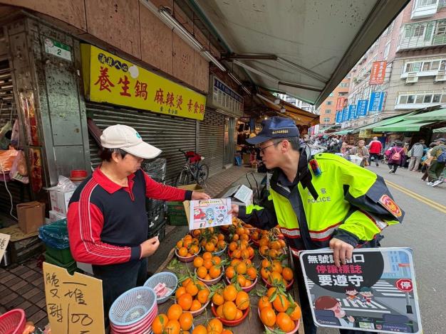 文山第二分局至景美、興隆、興德等傳統市場宣導