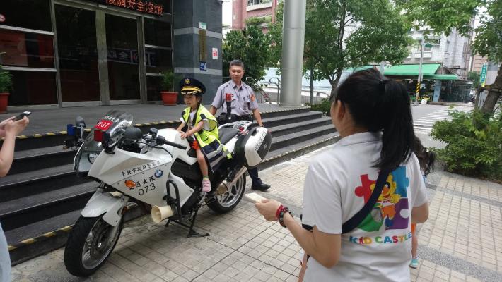 幼兒園參訪木新所警察初體驗之旅照片5
