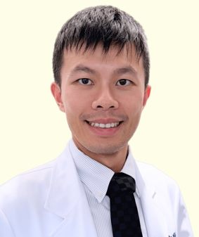 胸腔內科何宏叡醫師照片