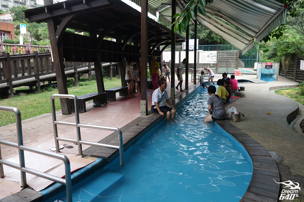 北投溫泉泡腳池 hotspring foot spa16