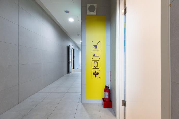 08. 臺北建成大樓性別友善廁所 -1 