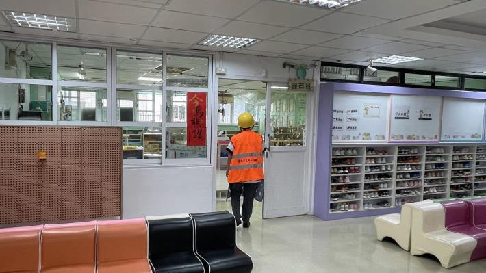 13全園疏散後副廚巡視園內師生是否已疏散完畢