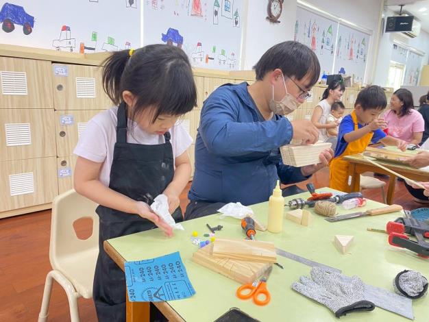 LINE_ALBUM_20250927木工兵兵_250930_162