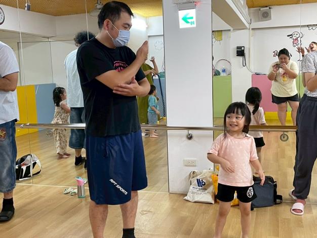 LINE_ALBUM_1140927體能樂翻天_250930_4