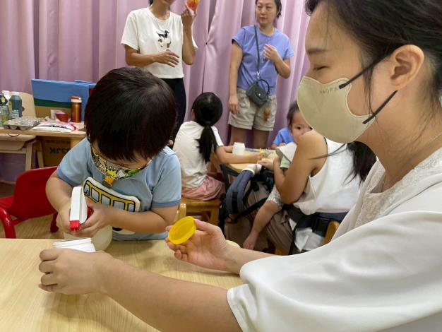 LINE_ALBUM_1141018英文閱讀樂_251019_44