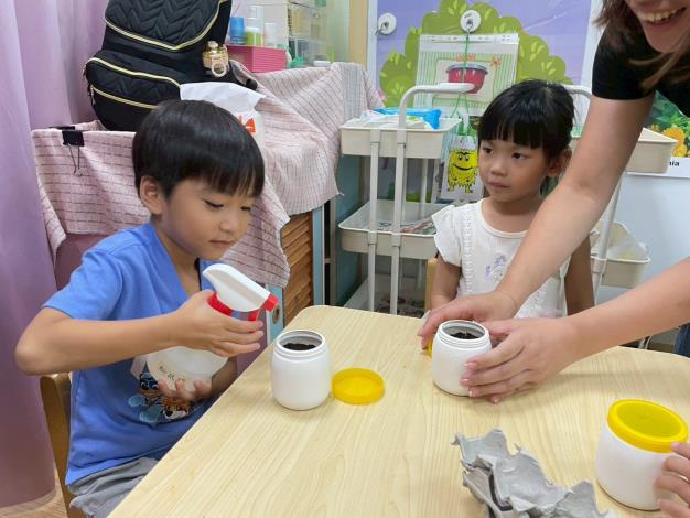 LINE_ALBUM_1141018英文閱讀樂_251019_58