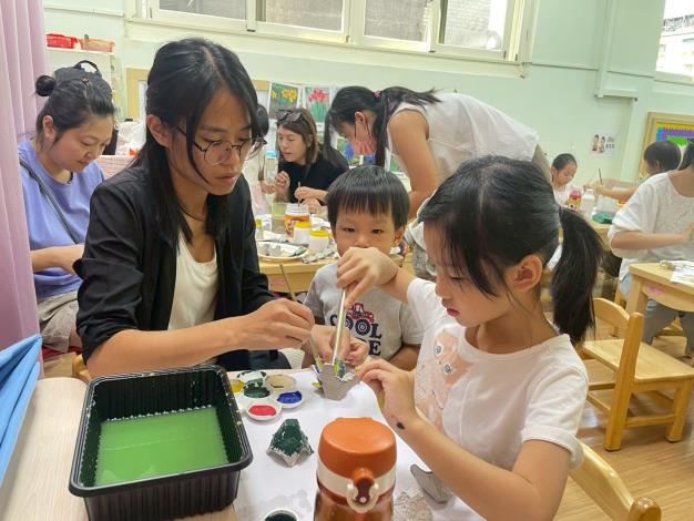 LINE_ALBUM_1141018英文閱讀樂_251019_126