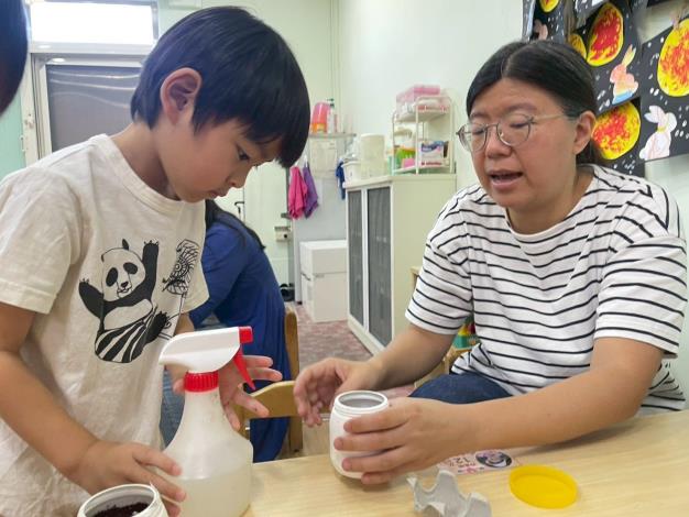 LINE_ALBUM_1141018英文閱讀樂_251019_39