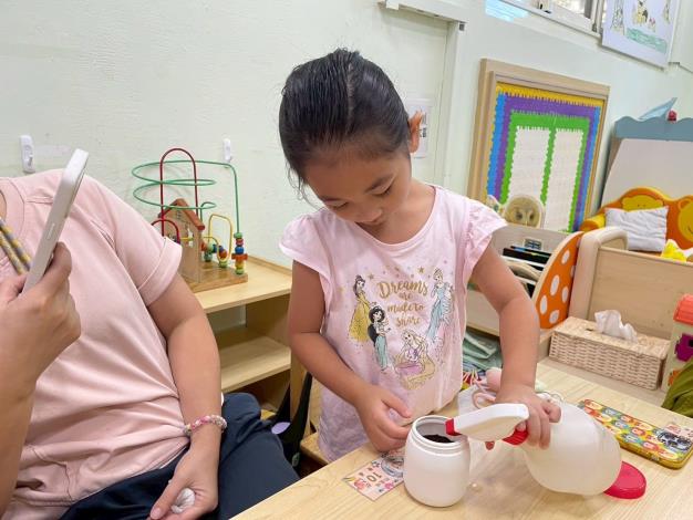 LINE_ALBUM_1141018英文閱讀樂_251019_51