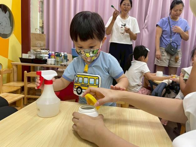 LINE_ALBUM_1141018英文閱讀樂_251019_45