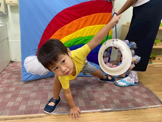 LINE_ALBUM_1141018英文閱讀樂_251019_181