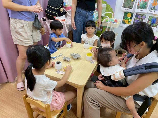 LINE_ALBUM_1141018英文閱讀樂_251019_37