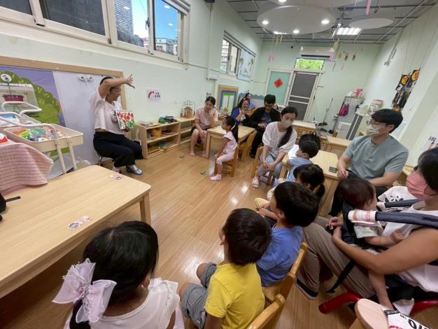 LINE_ALBUM_1141018英文閱讀樂_251019_6