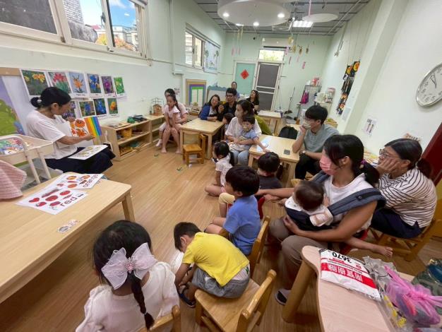 LINE_ALBUM_1141018英文閱讀樂_251019_21