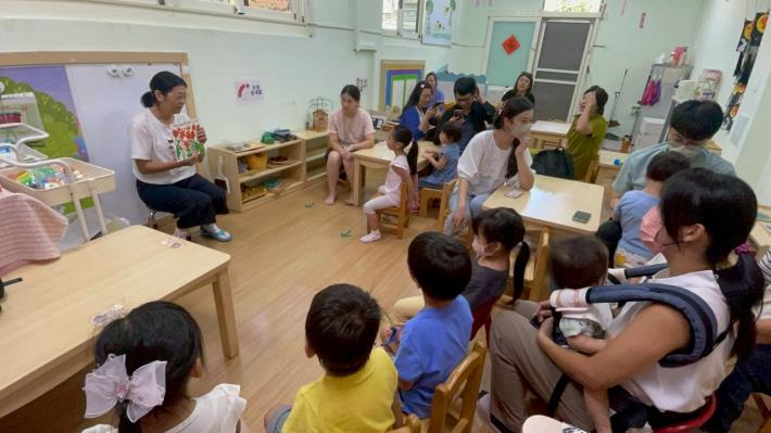 LINE_ALBUM_1141018英文閱讀樂_251019_10