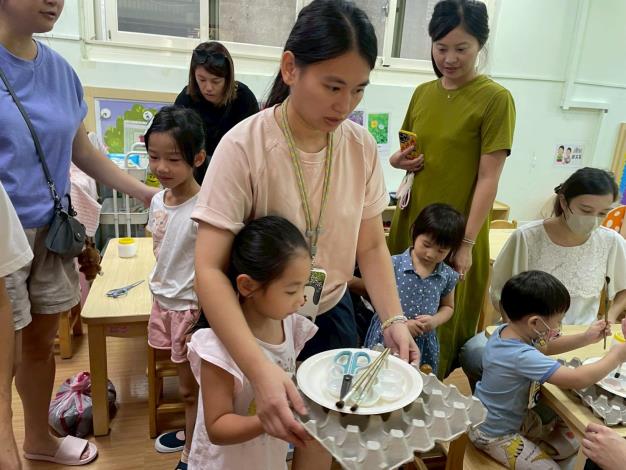 LINE_ALBUM_1141018英文閱讀樂_251019_64