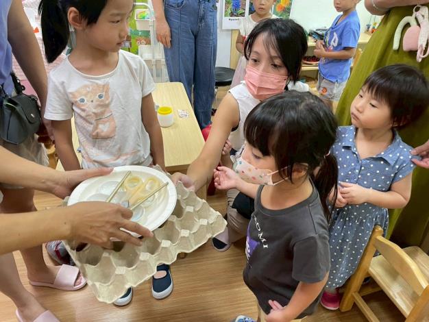 LINE_ALBUM_1141018英文閱讀樂_251019_65