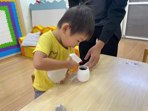 LINE_ALBUM_1141018英文閱讀樂_251019_40