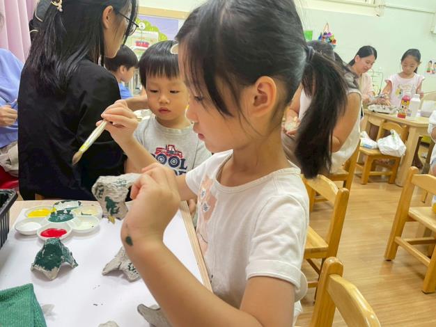 LINE_ALBUM_1141018英文閱讀樂_251019_122